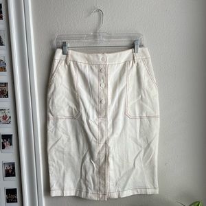 Neutral Jean skirt !